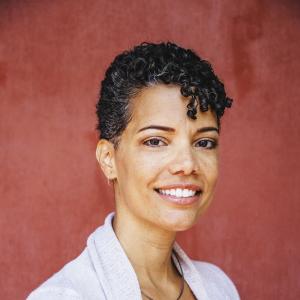 Alumni Profile - Erika Martinez | IES Abroad